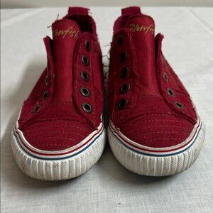 ⭐️ Blowfish Bright Red Raw Distressed Sneakers Easy Slip on No Lace-up women 8